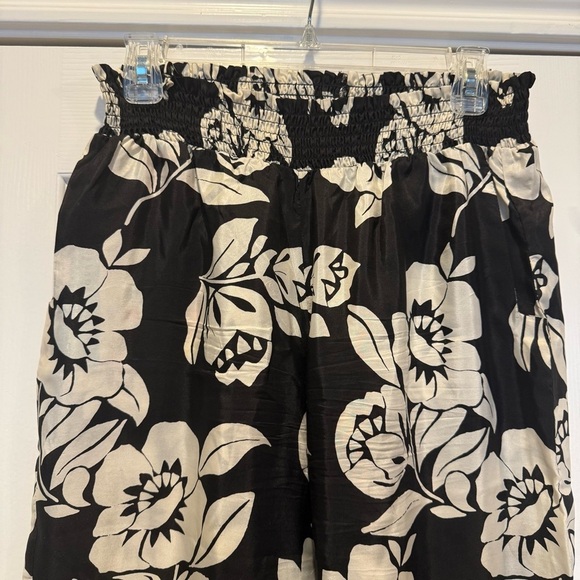 Anthropologie Pinkerton Silk Pants Women’s Small Black White Floral Boho Hippie - Picture 4 of 12